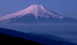 1月の山　富士山（静岡県・山梨県）